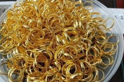 Giá vàng nhẫn tăng mạnh chưa từng thấy