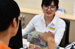 Lãi suất ngân hàng 27/12/2023: Big4 lập 'hat-trick' giảm lãi huy động