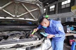 Sáu giải pháp ngăn nguy cơ tái diễn ùn tắc đăng kiểm cuối năm, xử nghiêm 'cò mồi' trục lợi