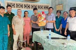 Huyện Thống Nhất: Vận động thanh niên công giáo hăng hái nhập ngũ