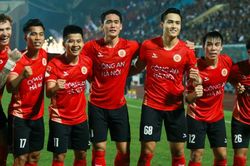 Công an Hà Nội FC trở lại cuộc đua vô địch, HAGL tạm vơi nỗi lo xuống hạng