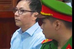 Xét xử ông Diệp Dũng về tội 'Lạm quyền trong khi thi hành công vụ'