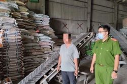 Khởi tố Giám đốc sản xuất buôn bán 76 tấn phân bón giả