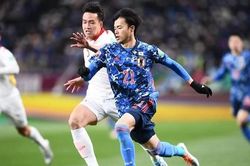 Ngôi sao Ngoại hạng Anh của ĐT Nhật Bản nghỉ 6 tuần, chính thức mất Asian Cup