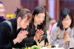 Xá lợi tóc Đức Phật tự chuyển động: Ban Tôn giáo tỉnh làm việc với chùa Ba Vàng