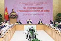 Thủ tướng Phạm Minh Chính: Xóa vùng lõm sóng di động và cung cấp cáp quang tới 100% thôn, bản