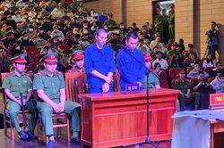 Hối lỗi muộn màng của cặp đôi cướp ngân hàng, giết bảo vệ