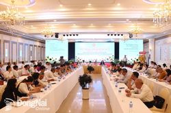Trao hơn 210 tỷ đồng khuyến học, khuyến tài trong năm 2023