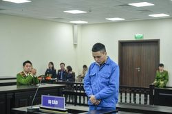 Vụ bắt cóc bé trai 7 tuổi đòi chuộc 15 tỷ đồng: Bị cáo hỏi dò cháu bé trước rồi mới ra tay