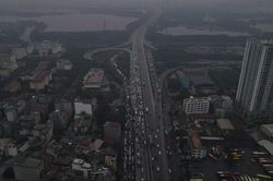 Người dân rồng rắn rời khỏi Thủ đô nghỉ Tết Dương lịch