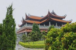 Nhà thờ tổ họ Bùi lớn nhất Việt Nam có gì đặc biệt?