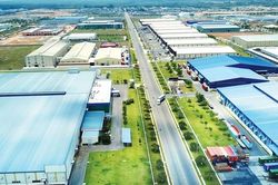 Vì sao khối ngoại đặt niềm tin vào nhóm cổ phiếu bất động sản khu công nghiệp?