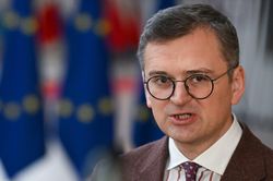 Ngoại trưởng Ukraine: Châu Âu không biết cách tiến hành chiến tranh
