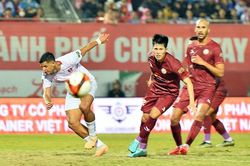 Đình Trọng trở lại đội tuyển Việt Nam, cạnh tranh suất dự Asian Cup?