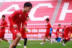 Xuân Trường có hướng đi mới sau khi bị HLV Troussier ngó lơ ở ĐT Việt Nam