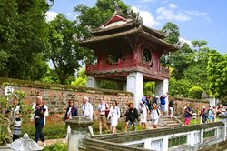 Hà Nội - đến để yêu