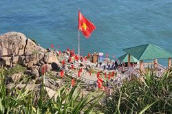 Lễ chào cờ đầu năm mới 2024, đón du khách đầu tiên tại cực Đông của Tổ quốc