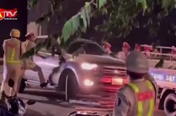 CSGT truy đuổi khống chế lái xe 'ma men'