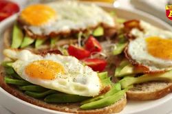 Những người nào không nên ăn trứng gà, trứng vịt?