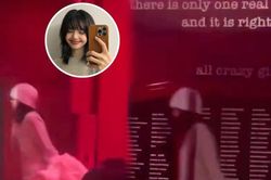 Lisa Blackpink bị phát hiện trở lại hộp đêm Crazy Horse Paris, chuyện gì đây?