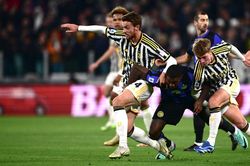 Juventus thách thức Inter trong cuộc đua Scudetto