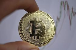 Đồng bitcoin gây bất ngờ ngay trong đầu Năm mới khi vượt mốc 45.000 USD