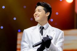 Hàng ngàn khán giả phản ứng mạnh trong màn trình diễn của Noo Phước Thịnh, nam ca sĩ chia sẻ gây chú ý