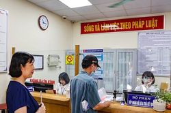 Hà Nội: Tiết giảm đến mức thấp nhất chi phí thủ tục hành chính