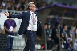 ASIAN Cup 2023: HLV Troussier quyết giấu bài