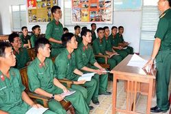 Hình thức kỷ luật với người chỉ huy trong Quân đội vi phạm chế độ trách nhiệm, quyền hạn