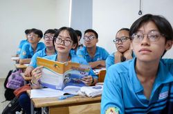 Dạy và học theo đề minh họa Kỳ thi TN THPT từ 2025: Tránh rập khuôn, máy móc