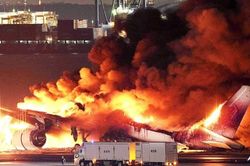 Quy tắc an toàn 'được viết bằng máu' đã cứu sống hành khách trong vụ tai nạn máy bay ở Tokyo
