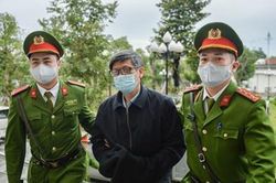 Hai cựu Bộ trưởng và 36 bị cáo hầu tòa vụ 'đại án' Việt Á