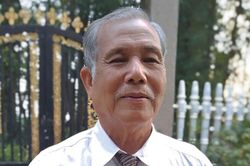 Người thầy giáo giàu lòng thiện nguyện