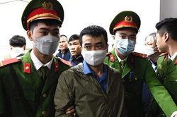 'Tiền đưa quan chức là chia sẻ, không phải hối lộ'