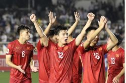 Báo Indonesia tin Việt Nam sẽ tạo bất ngờ tại Asian Cup; HLV Troussier chờ gì ở 'tam tấu' Hải-Toàn-Hải của đội tuyển Việt Nam?