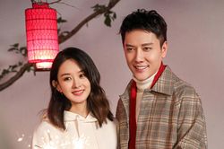 Triệu Lệ Dĩnh bất ngờ lộ ảnh đi hẹn hò, Phùng Thiệu Phong và Lâm Canh Tân chính thức hết cơ hộ