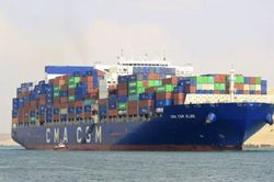 Giá cước vận tải biển leo thang dữ dội vì các cuộc tấn công ở Biển Đỏ