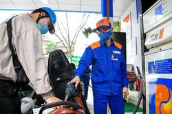 Giá xăng dầu hôm nay 04/01/2024: Đồng loạt giảm trong kỳ điều hành đầu tiên của năm mới