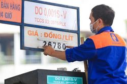 Giá xăng dầu tiếp tục gảm nhẹ, về mốc 21.000 đồng/lít