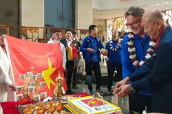ĐT Việt Nam được đón tiếp như thượng khách khi tới Qatar dự Asian Cup