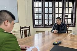 Vờ đổi tiền rồi nổ súng cướp luôn 8 tỷ