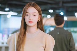 Về ra mắt nhà bạn trai, thấy bức ảnh trên tường, cô gái lập tức bỏ đi