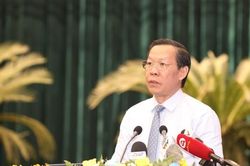 Chủ tịch TPHCM Phan Văn Mãi: Kinh tế chạm đáy, kéo lên rất vất vả