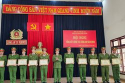 Pleiku: Triệt phá 142 vụ tàng trữ, buôn bán, sử dụng trái phép chất ma túy