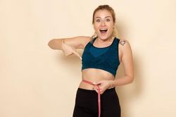 5 gia vị thảo mộc dễ kiếm trong nhà bếp giúp giảm mỡ bụng nhanh chóng