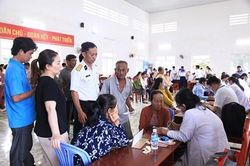 Gần 1.000 người tham gia Ngày hội hiến máu tình nguyện 'Chủ nhật đỏ'