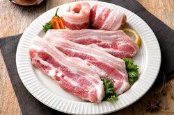 Giá heo hơi hôm nay 7/1: Giá heo hơi Việt Nam ngang với thị trường Trung Quốc