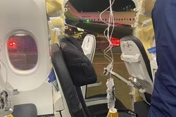 Dừng hoạt động máy bay Boeing MAX 9 sau vụ nổ trên không trung