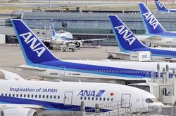 Sân bay Haneda mở lại đường băng sau vụ va chạm thảm khốc